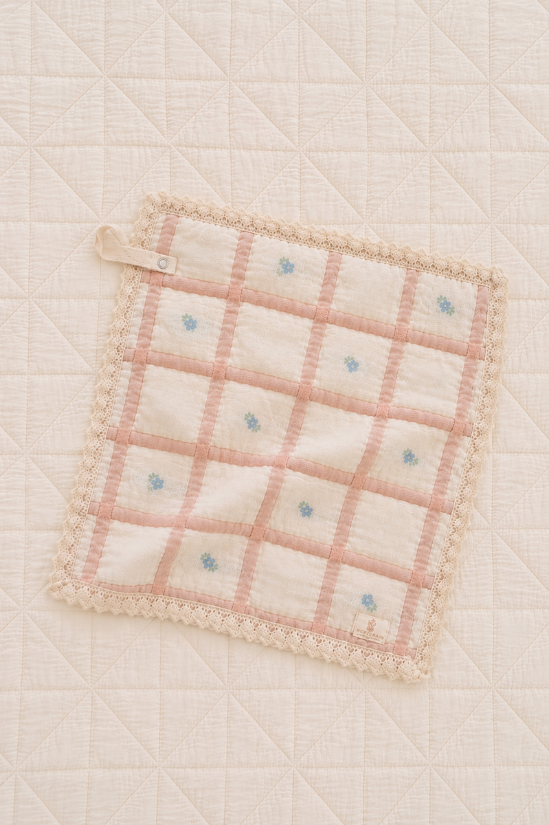 Meadow Quilt Mini - petal