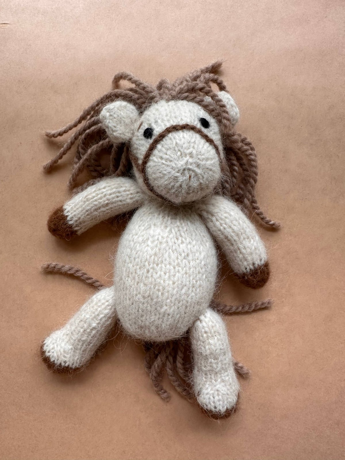 Studley Heirloom Horse // Cream