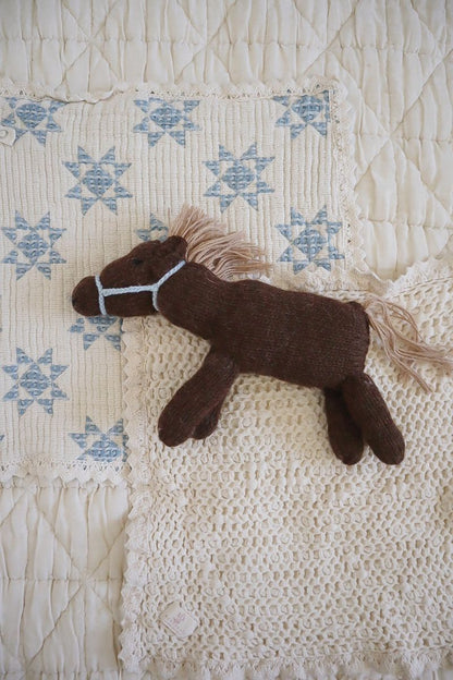 Knit Pony - Hank (cocoa)