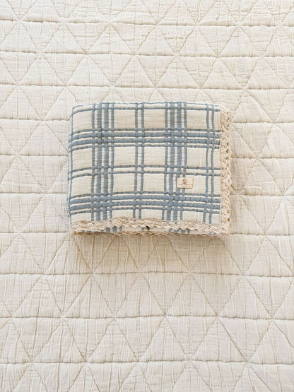 French plaid quilt - powder