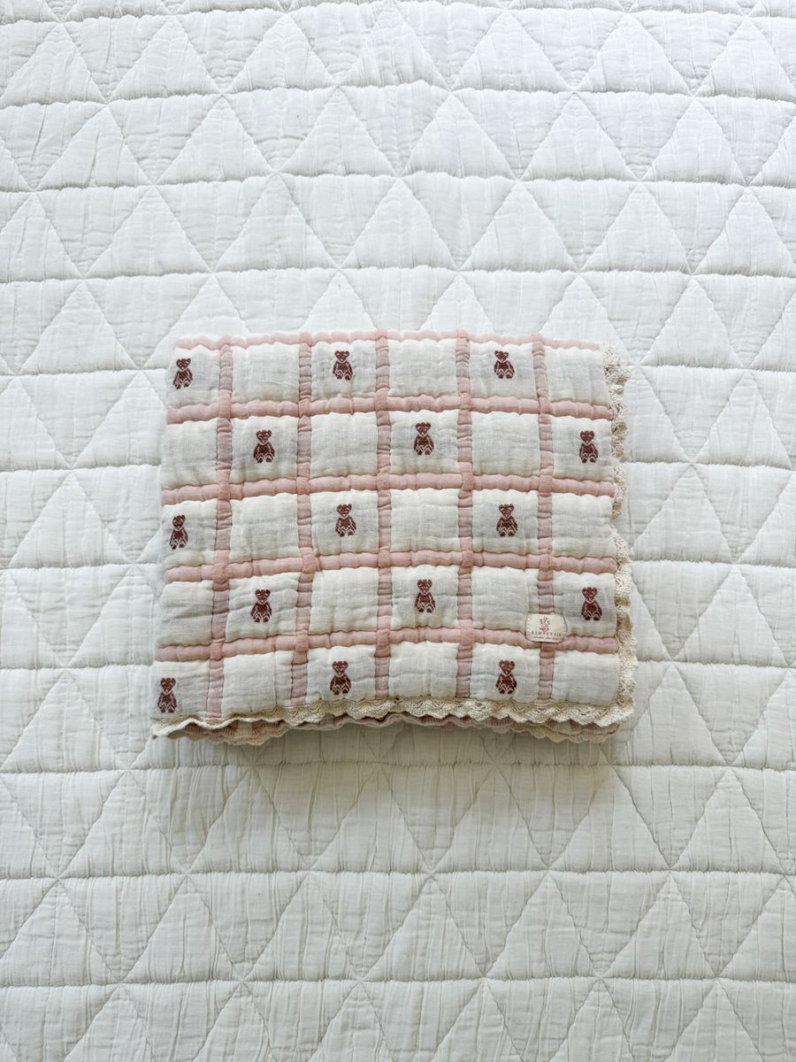 keepsake quilt - teddy petal