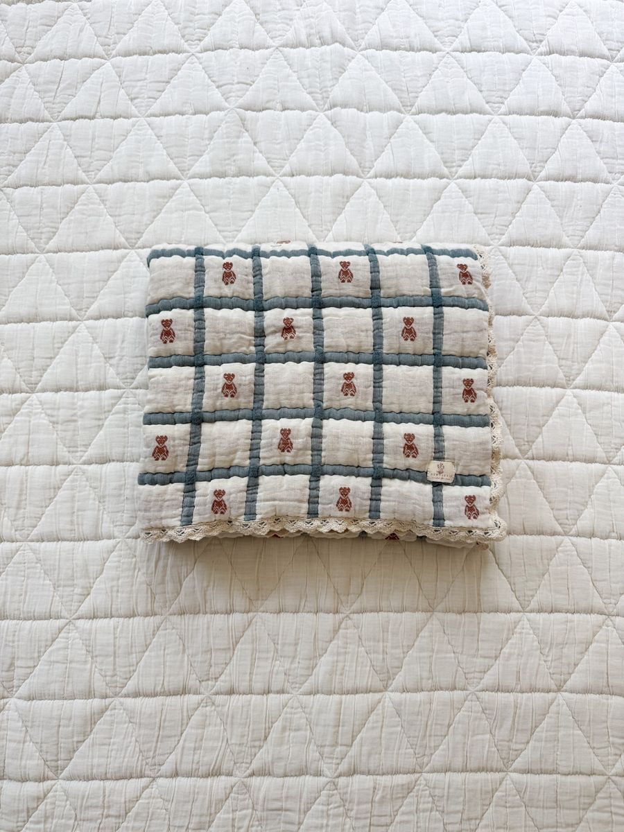 keepsake quilt - teddy bluebelle