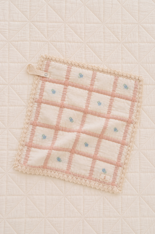 Meadow Quilt Mini - petal