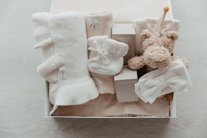 Lottie Ruffle Knit Blanket