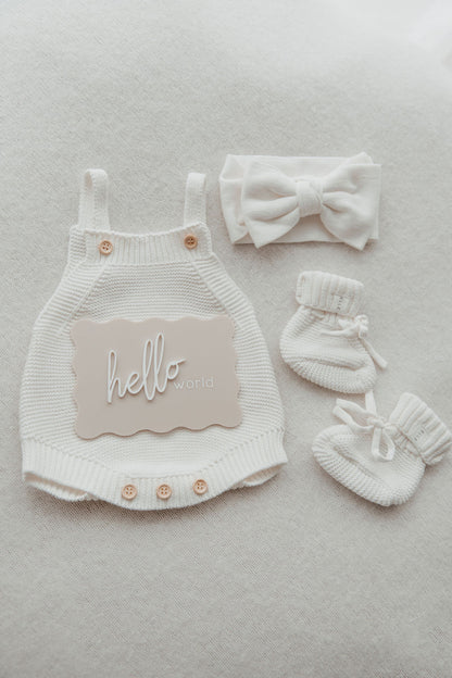 Lottie Milk Bow