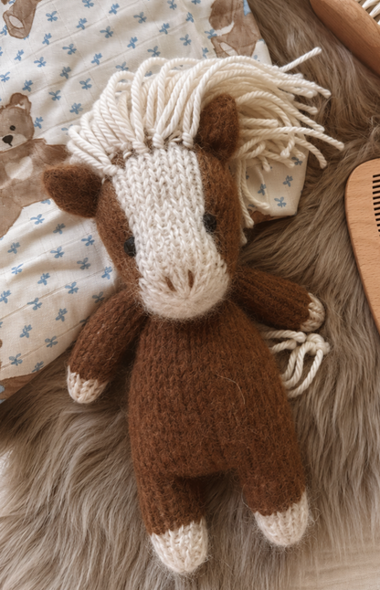 Studley Heirloom Horse // Brown