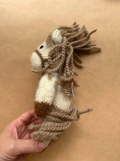 Studley Heirloom Horse // Cream