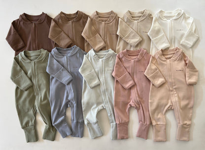 Apple Onesie: Toffee / 0000